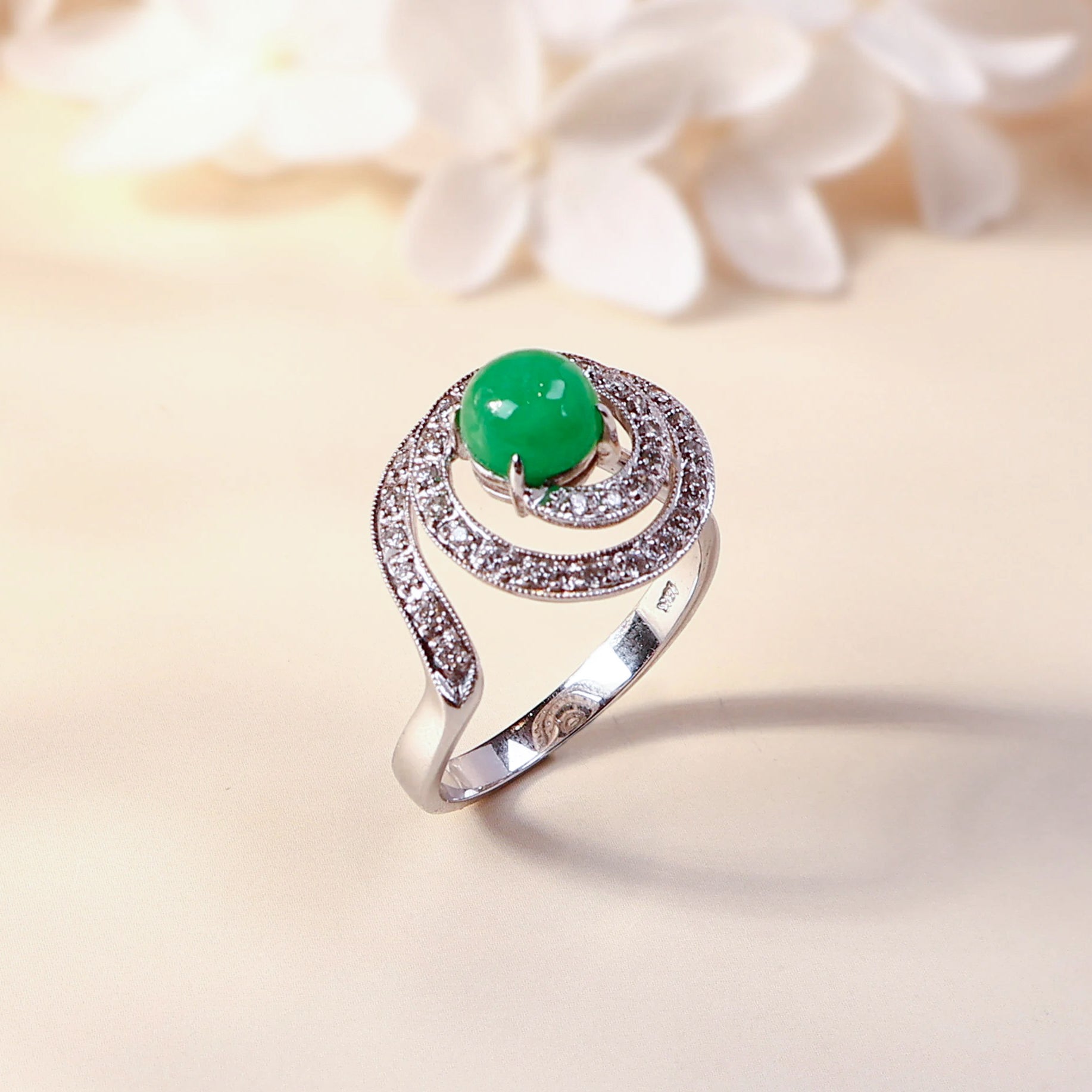 Gransky 18K White Gold Apple Green Jadeite Diamonds Ring