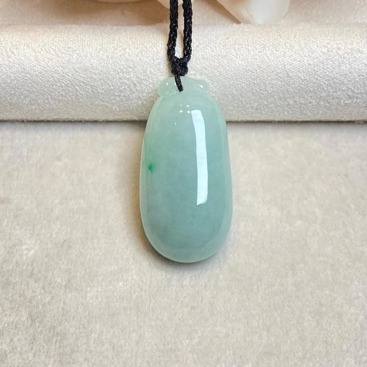 Gransky Handmade Carved Melon Smooth Green Jade Pendant