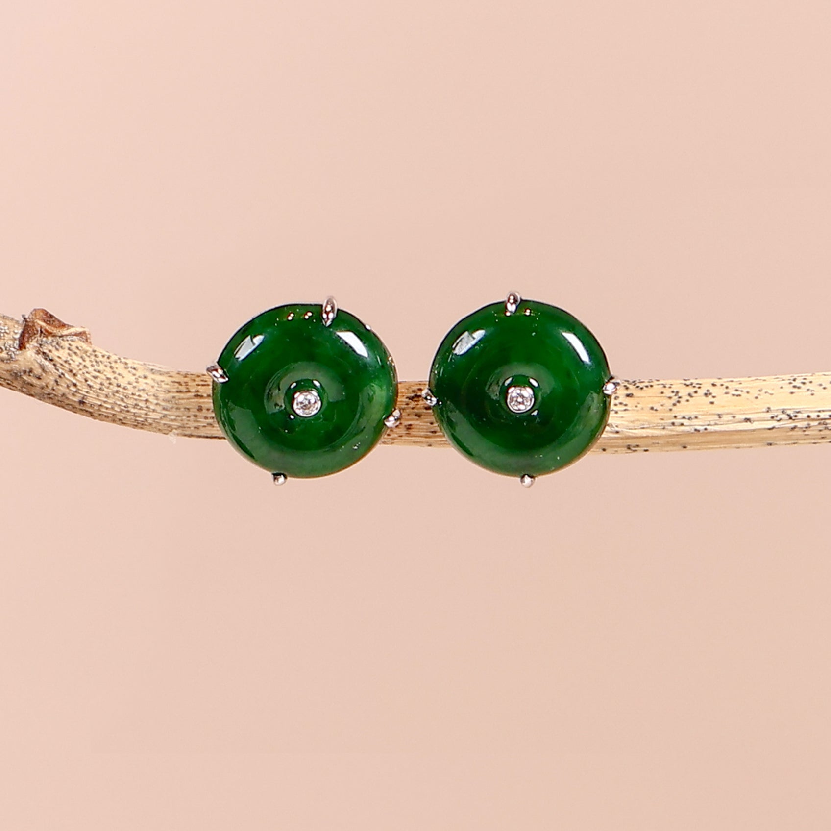 Gransky 18K White Gold Donut Green Jade Stud Earrings