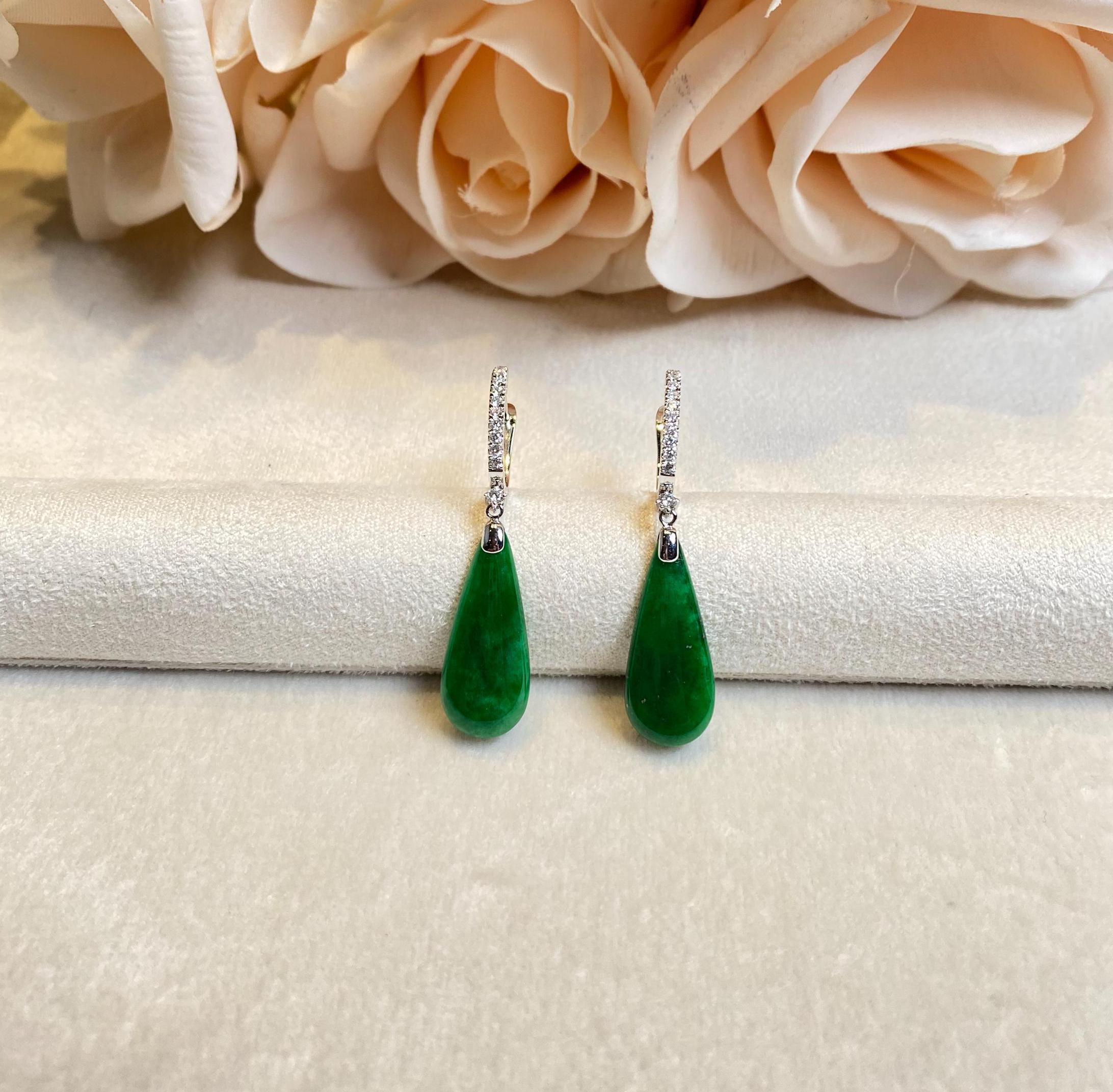 Gransky 18K White Gold and Diamonds Green Jade Teardrop Earrings