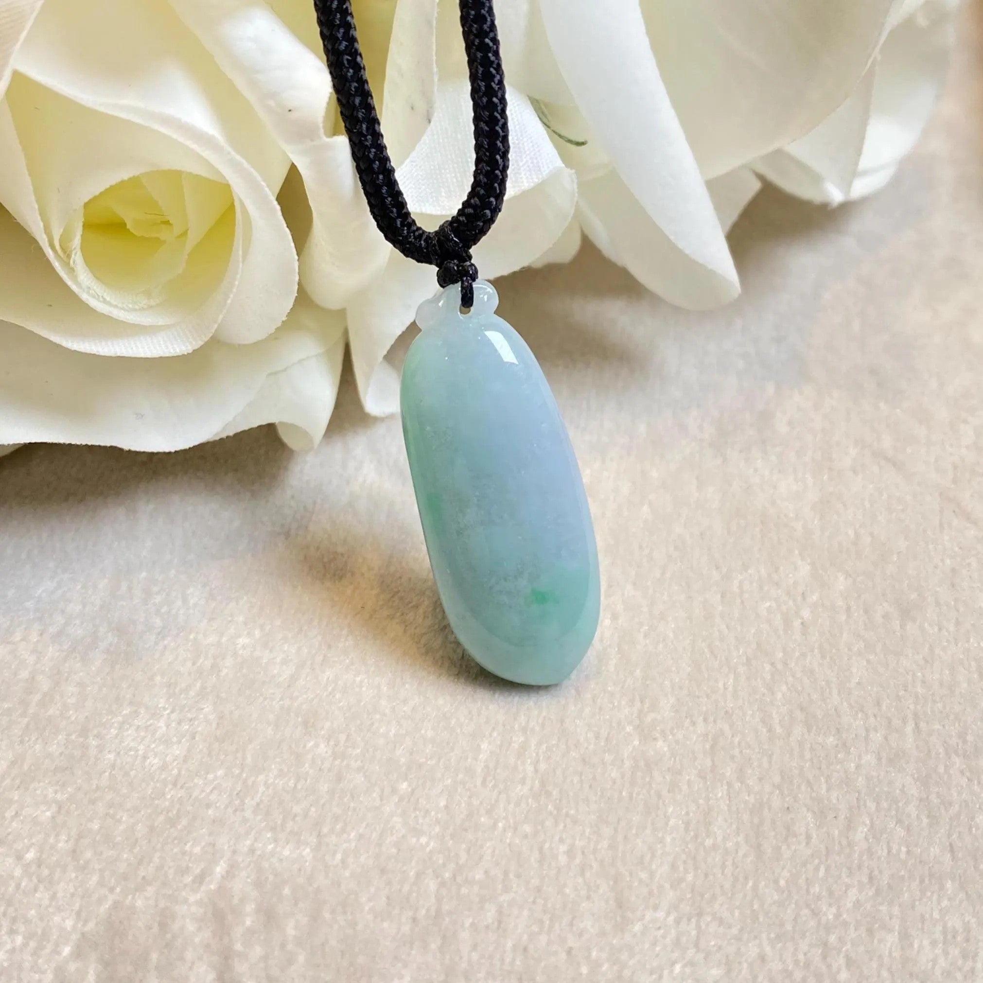 Gransky Handmade Melon Shape Green Jade Pendant
