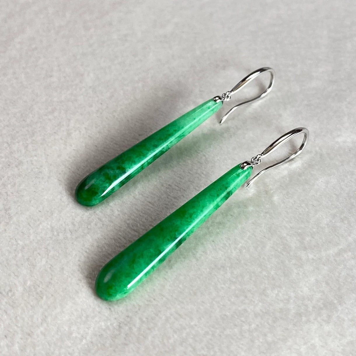 Gransky 18K White Gold and Diamonds Green Jade Drop Earrings