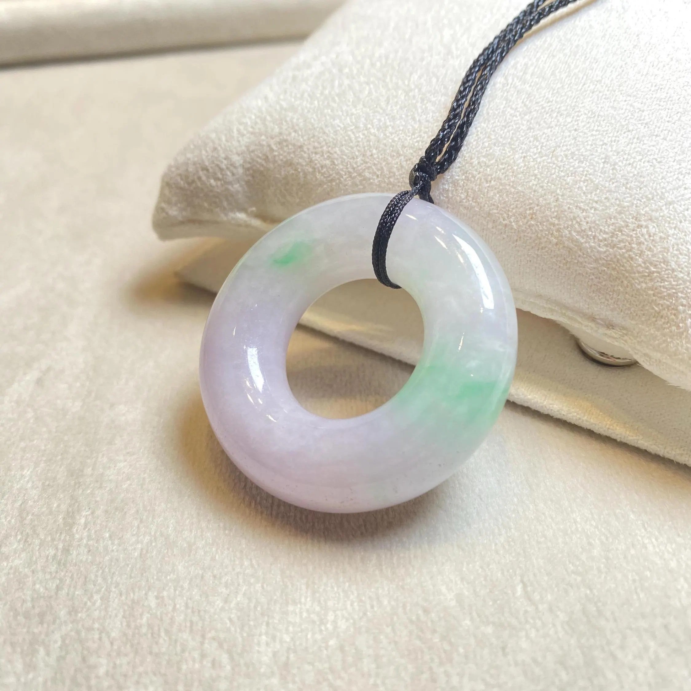 Gransky 40.5mm Two-Tone Green and Purple Round Donut Jade Pendant Necklace