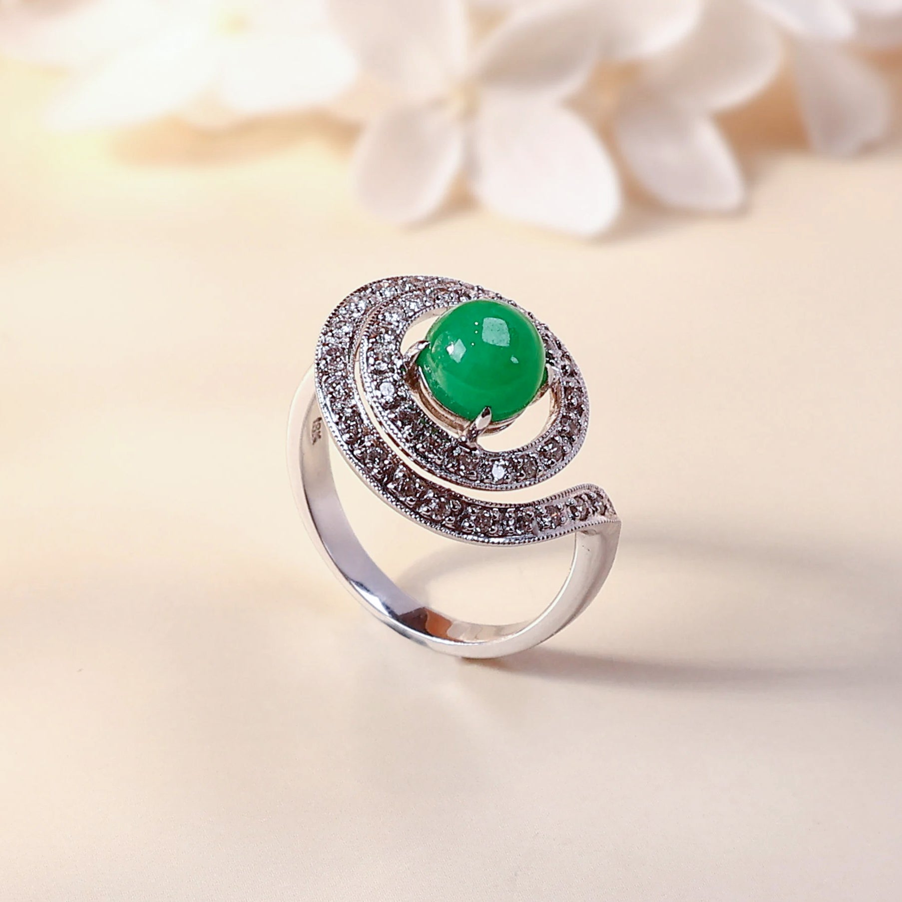 Gransky 18K White Gold Apple Green Jadeite Diamonds Ring