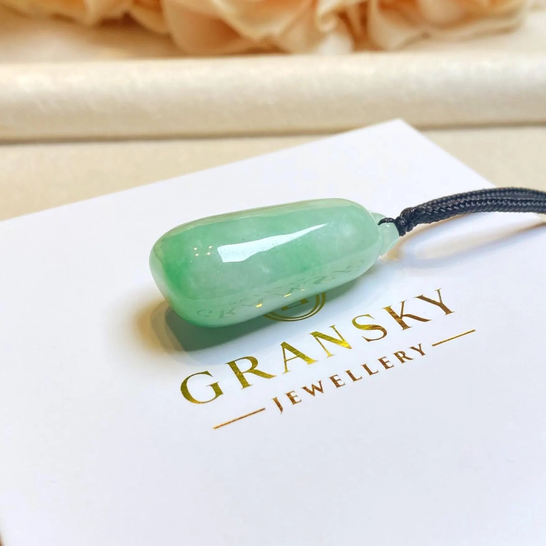 Gransky Handmade Melon Shape Green Jade Pendant