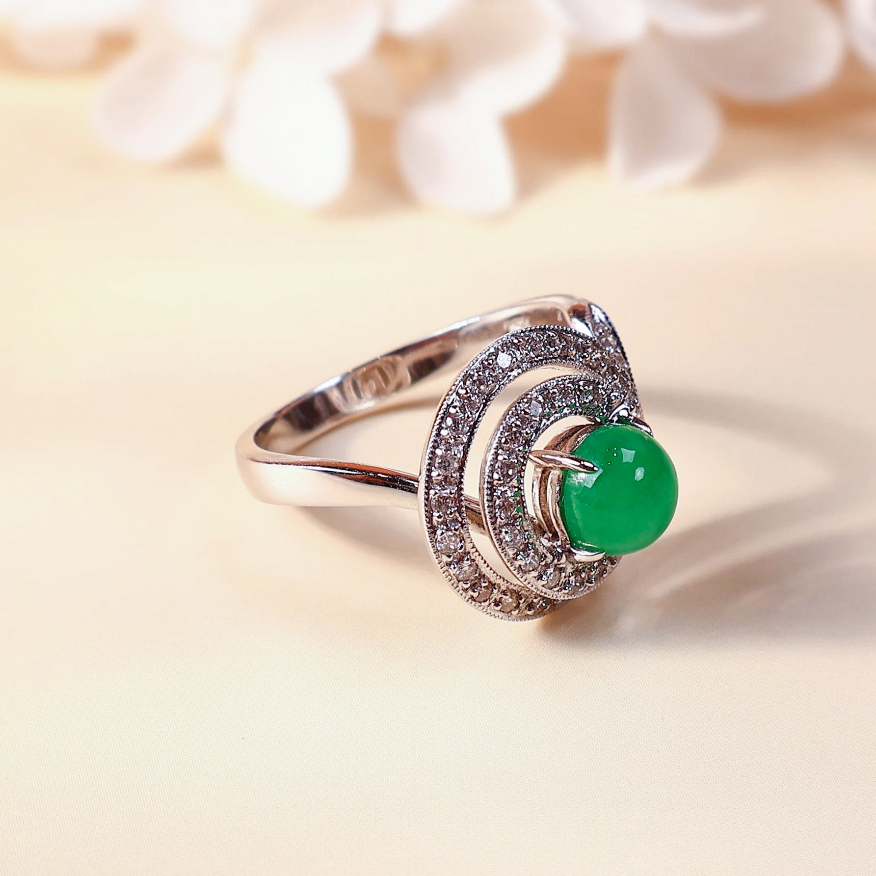 Gransky 18K White Gold Apple Green Jadeite Diamonds Ring