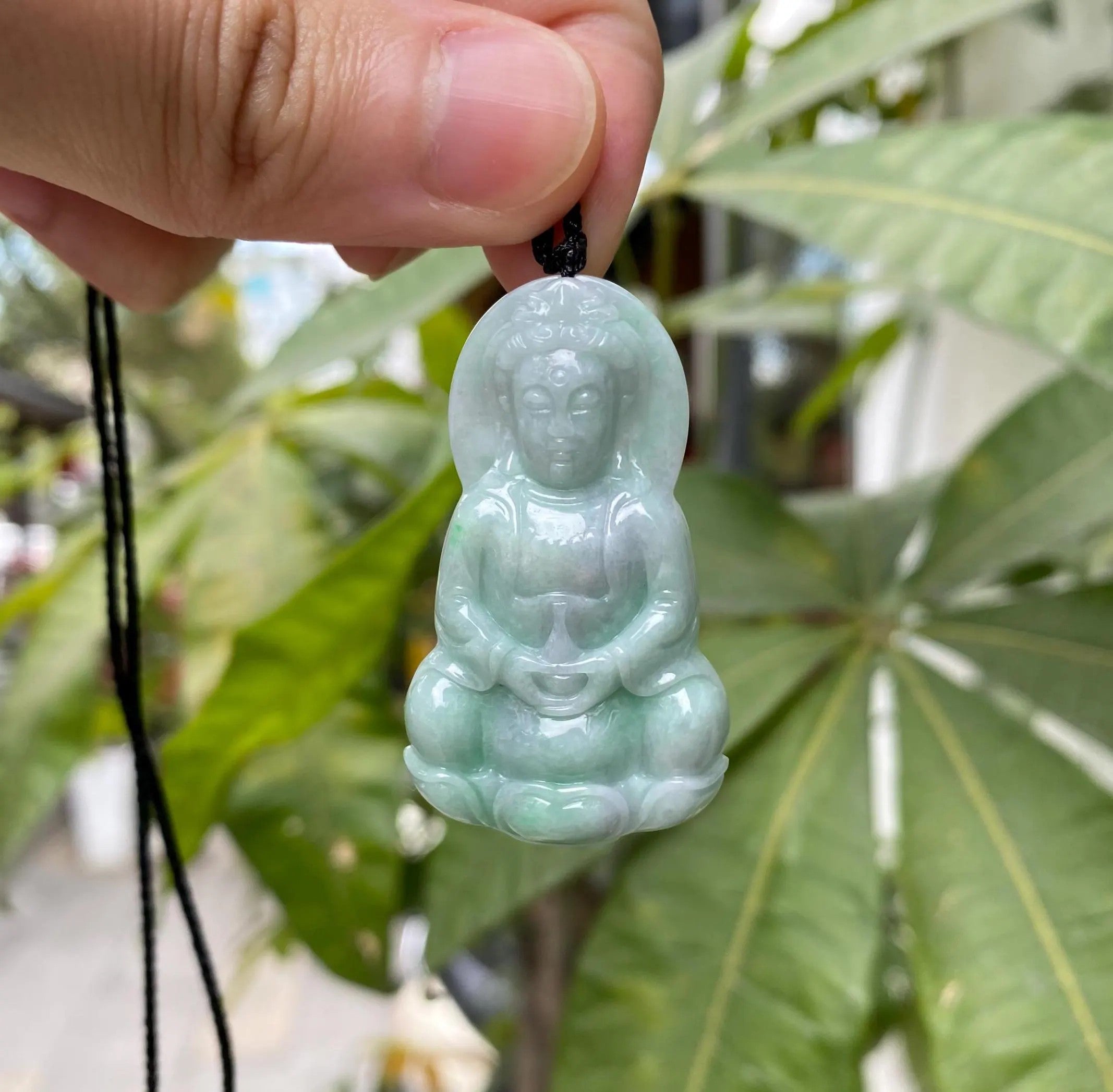 Exquisite Light Green Jade Guan Yin Pendant – Handcrafted Spiritual Jewelry