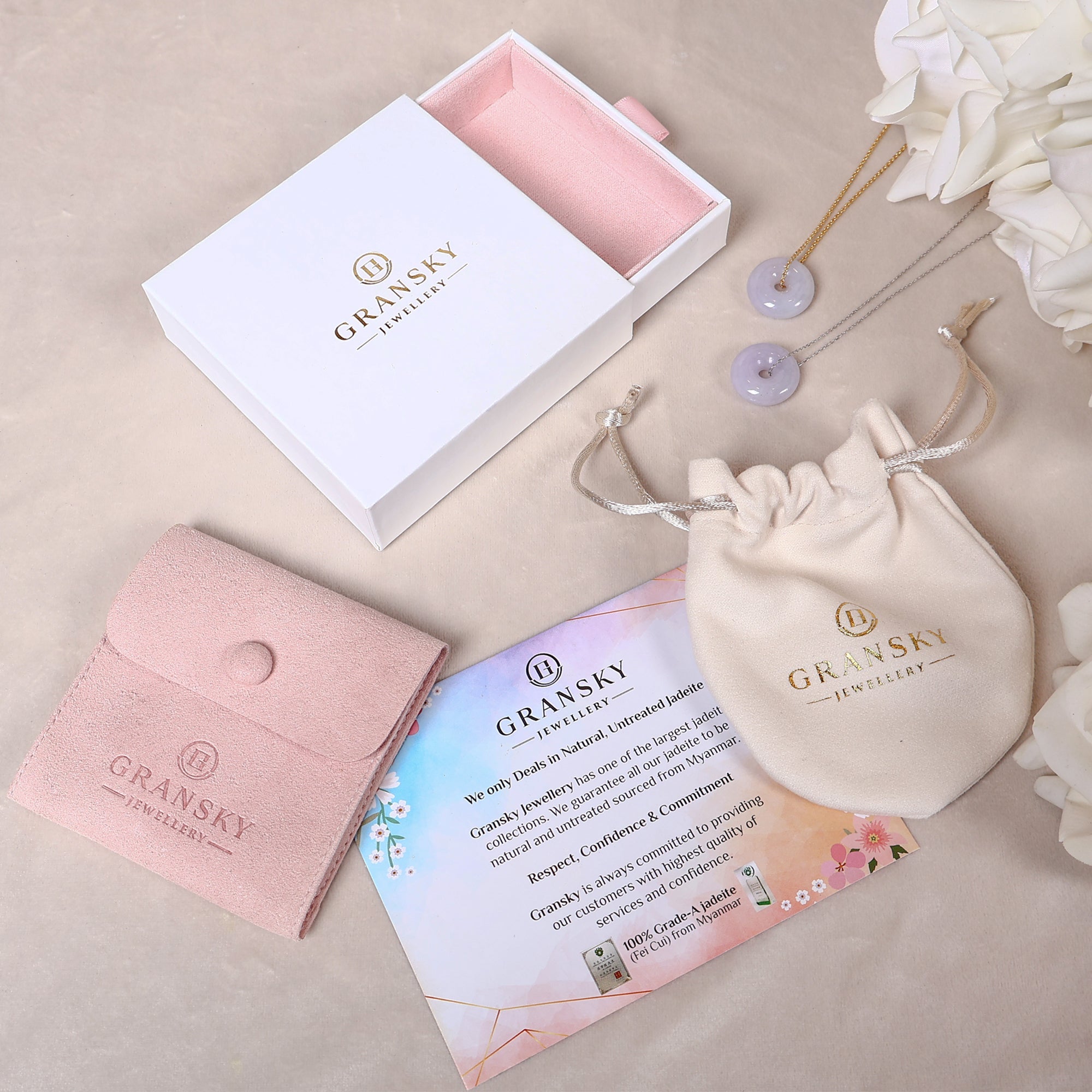 Packaging Of Genuine Jade Donut Disc Pendant Necklace Grade A Burmese Purple Jade Necklace