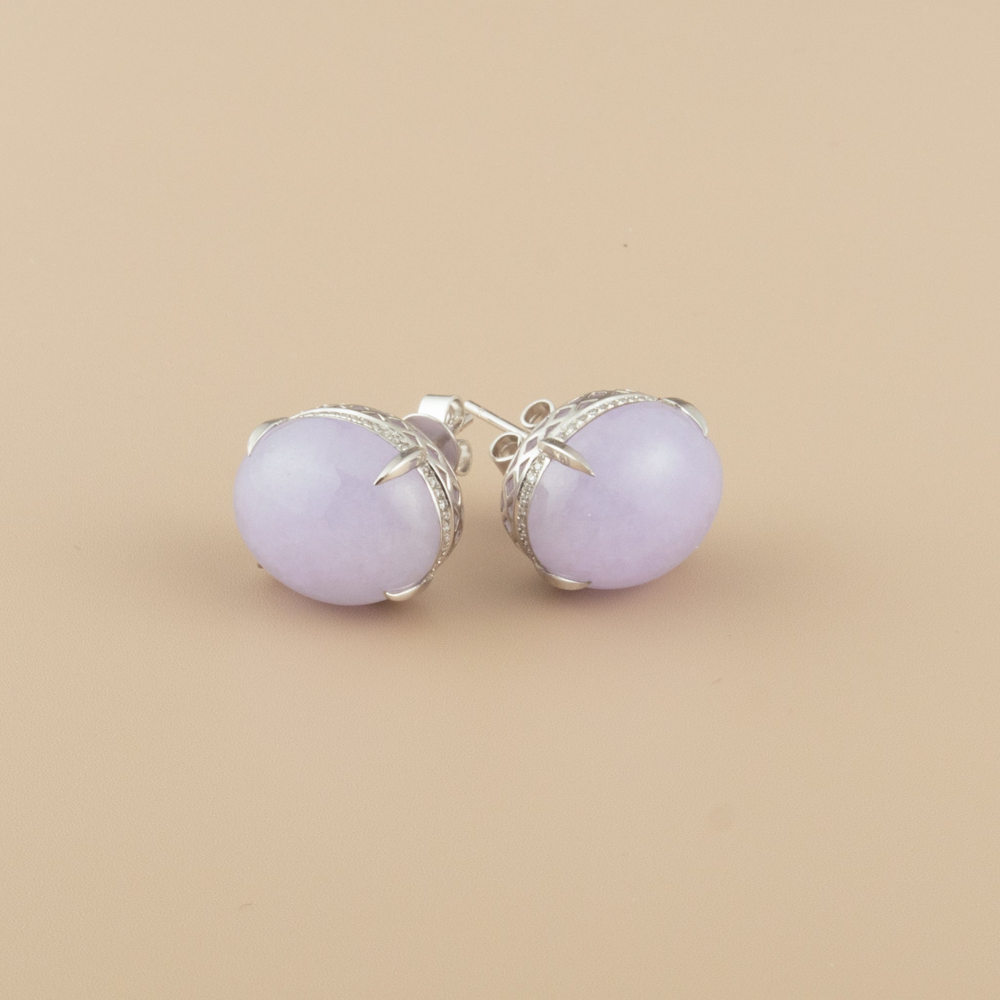 Exquisite Purple Cabochon Jadeite Stud 18K White Gold Earrings – Authentic Burmese Jadeite