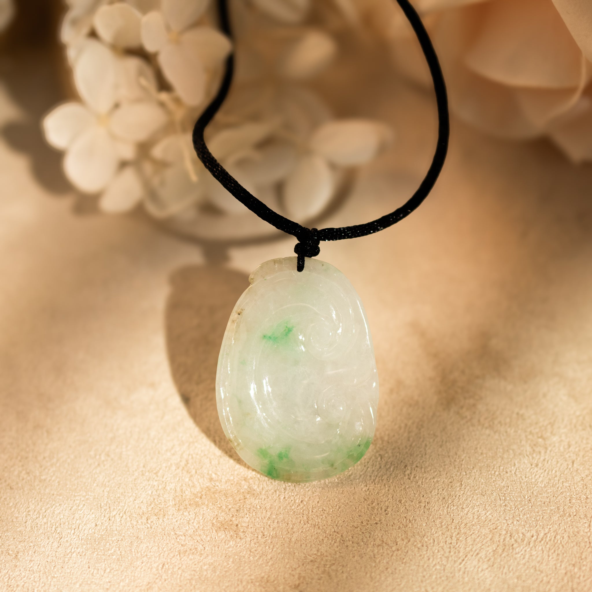 Gransky Handmade Jewelry Dainty Ruyi Jade Pendant Gift