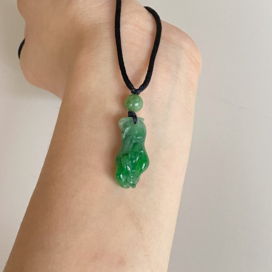 Gransky Vintage Jade Pendant Necklace Gift for Men and Women