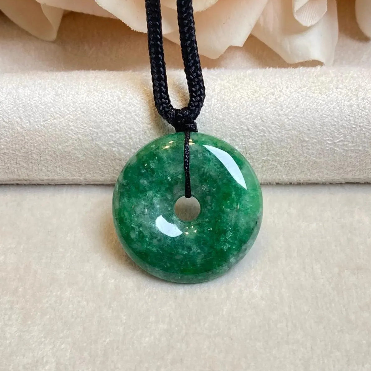 Natural Green Jadeite Round Pendant 24.3mm – Untreated Type-A Jade