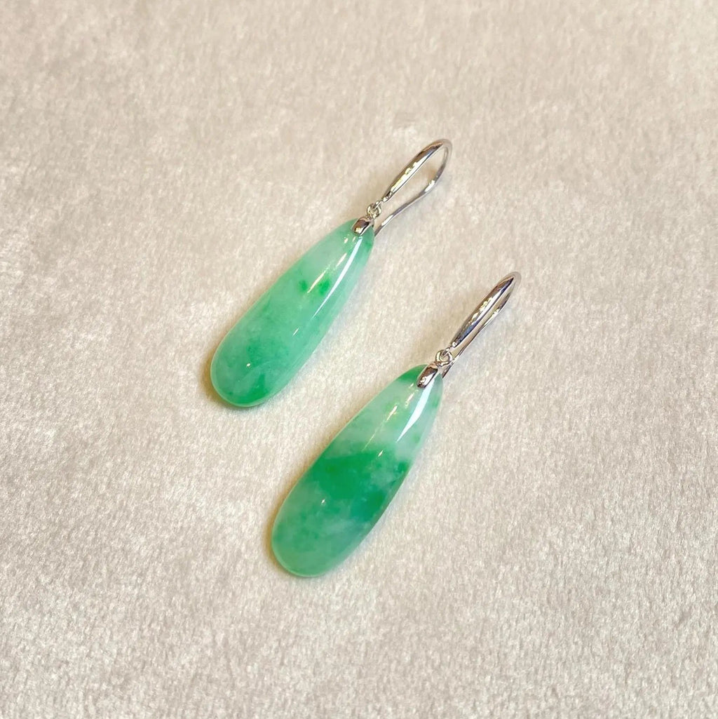 Apple Green Pear-Shaped Drop Jade Earrings in 18k White Gold