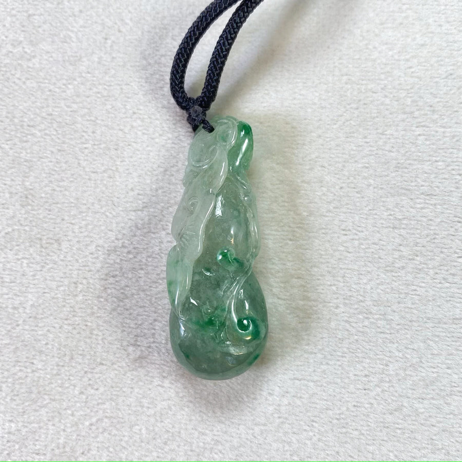 Handcrafted Green Jadeite Hulu & Ruyi Pendant – Natural Type-A Jade Adjustable Cord