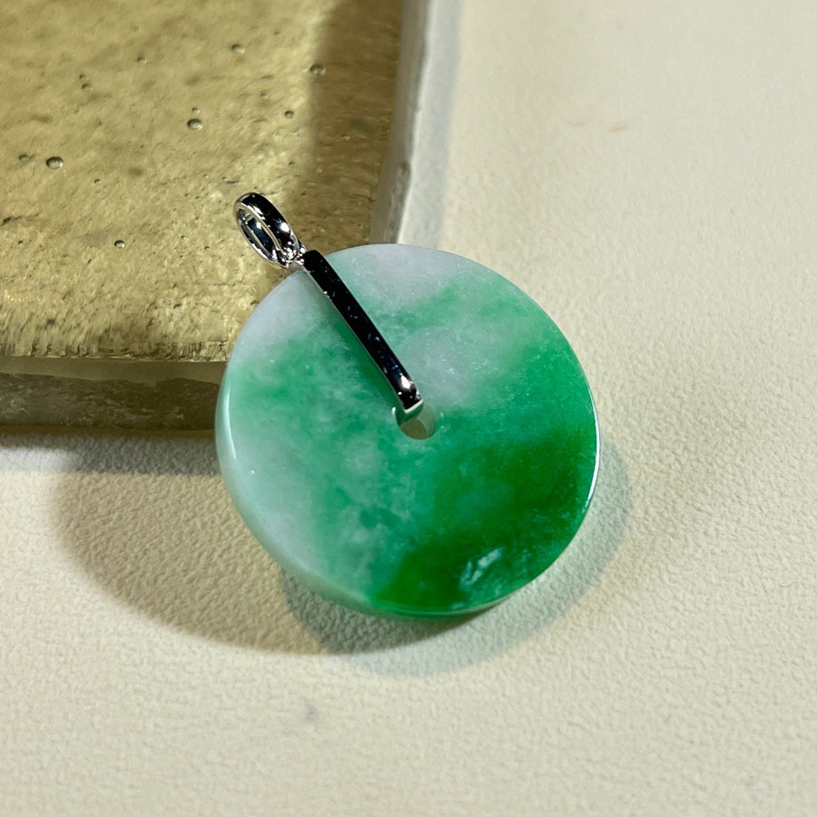 Minimalistic Green Jade Disc Donut Pendant 18k White Gold Bail