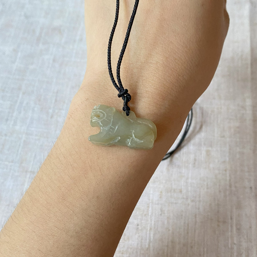 Carving Qilin Brown Jadeite Pendant Necklace Burmese Grade A Jadeite