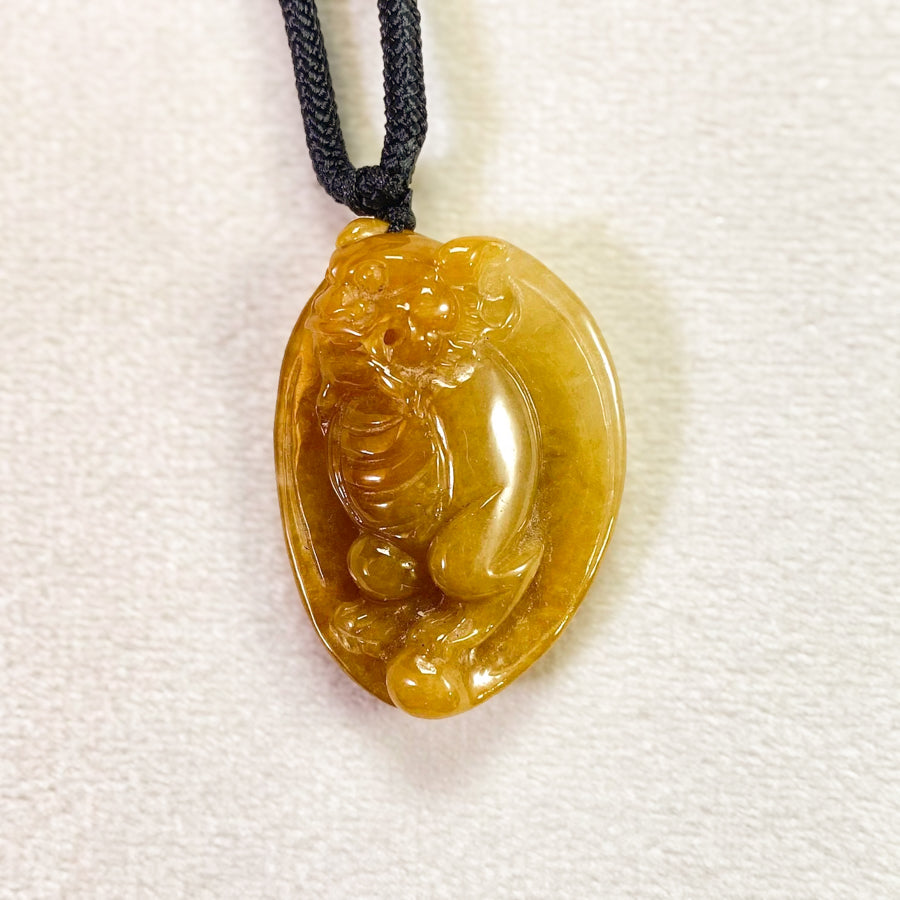 Cute Orange Jade FuShu Carving Pendant