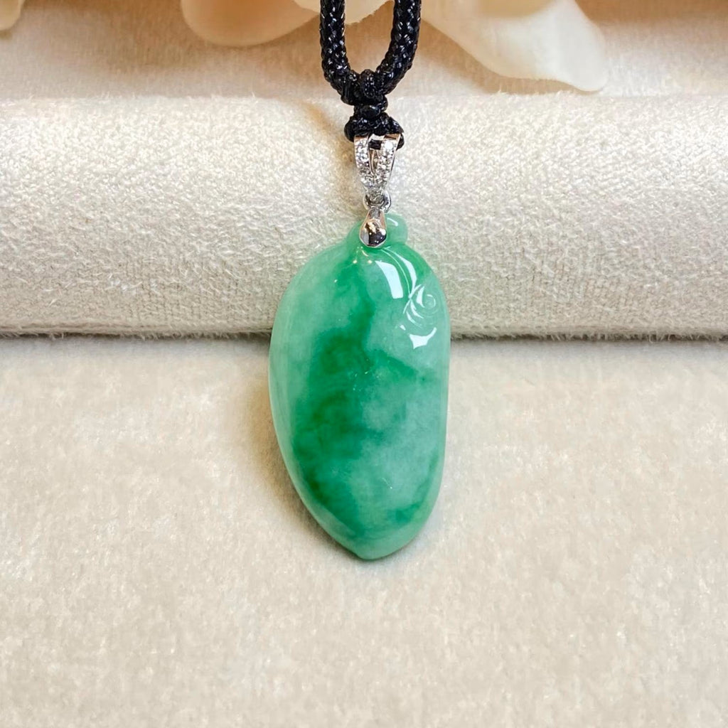 Vivid Green Burmese Jadeite Pepper Shape Pendant – 18K White Gold & Diamond