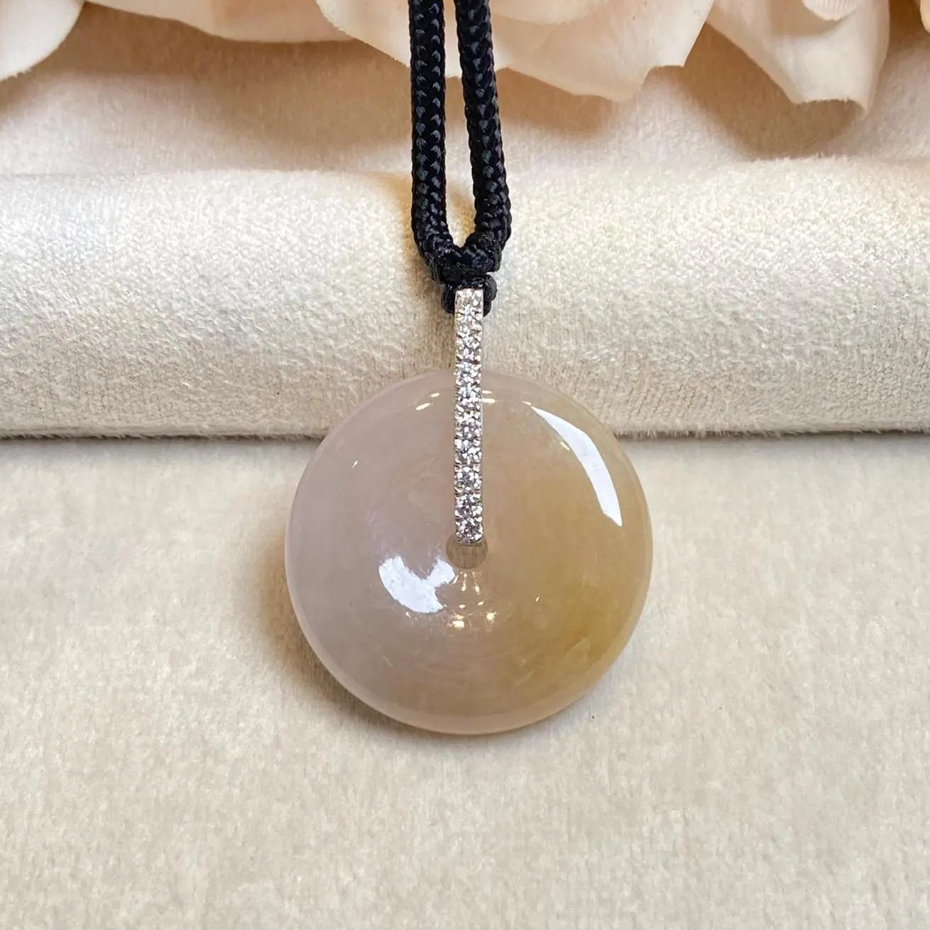 Imperial Brown Jade Disc Pendant – High Translucency, 18K White Gold & Diamonds