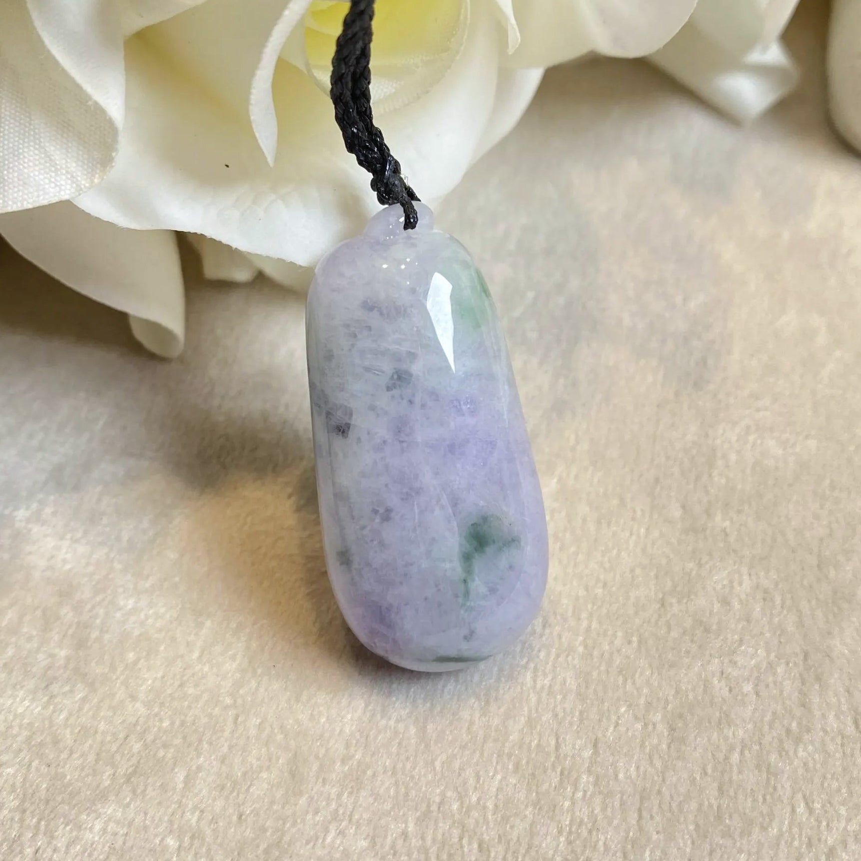 Two-Tone Green & Purple Melon-Shaped Jadeite Pendant Necklace