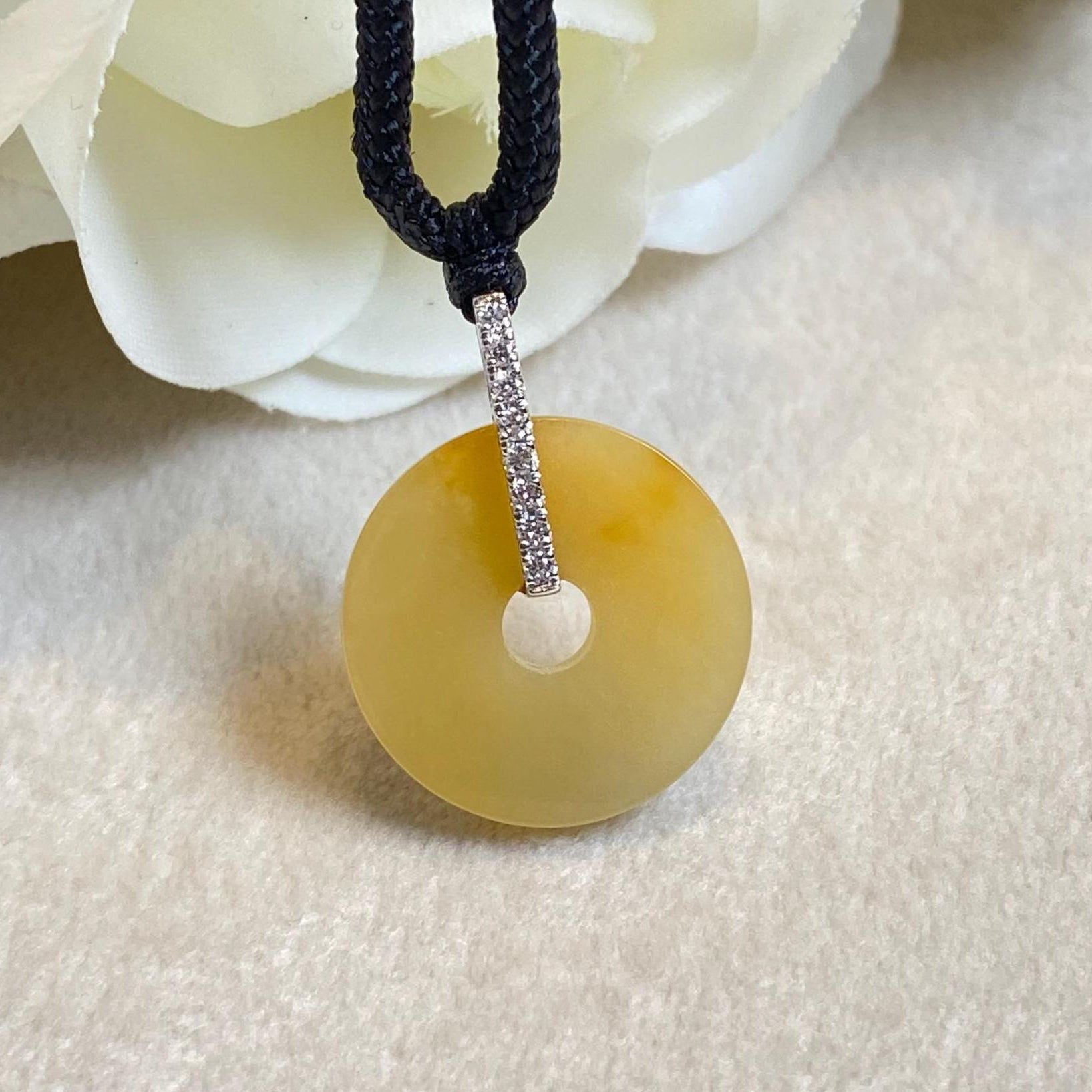 Deep Orange Jade Donut Pendant Necklace in 18K White Gold with Diamonds