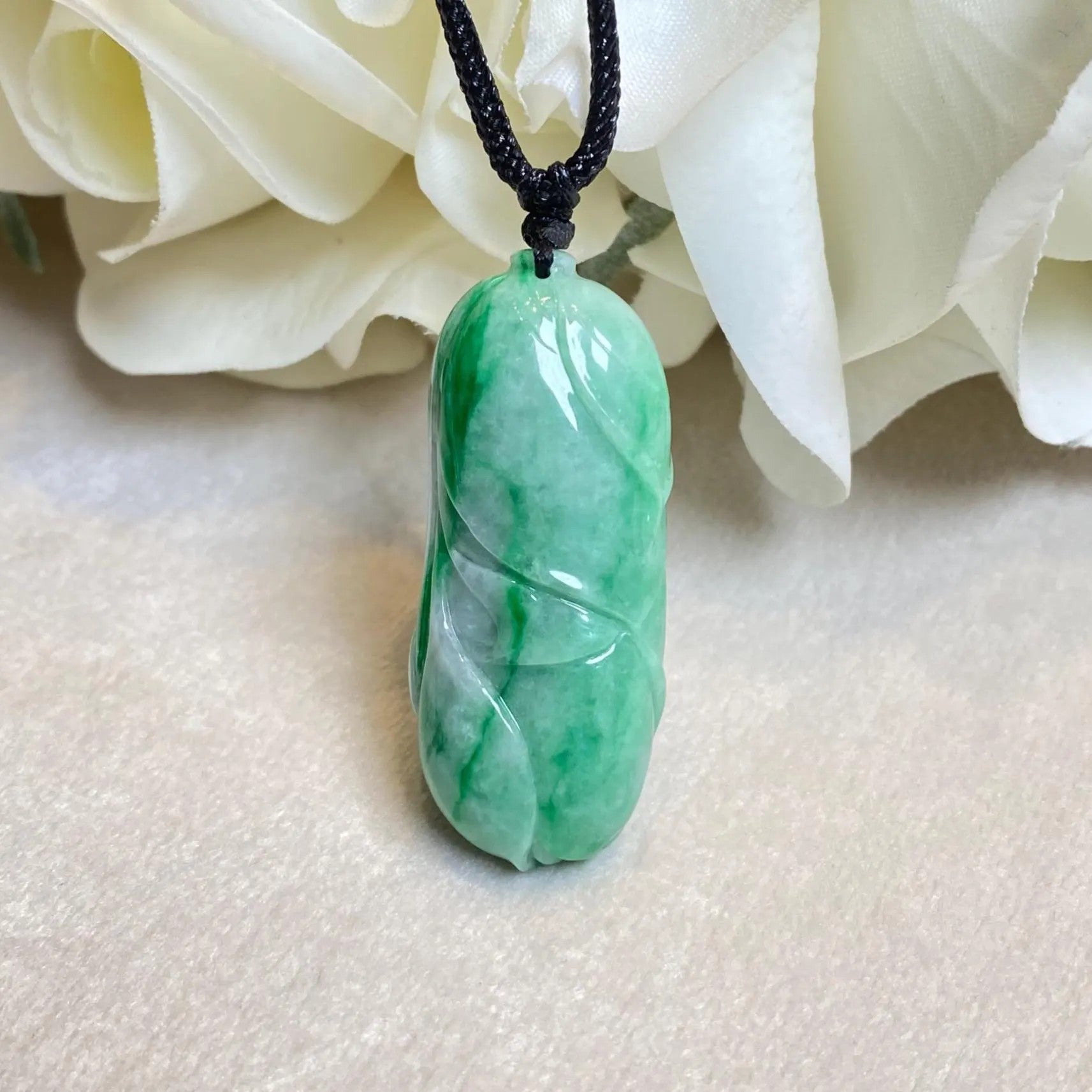 Gransky Handmade Carved Melon Green Jade Pendant