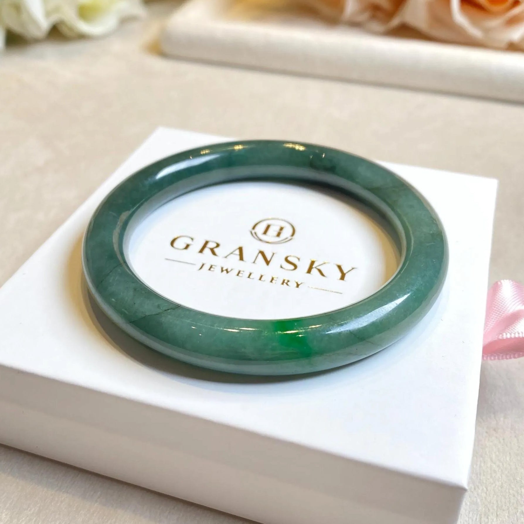 56.6mm Deep Green Round Jadeite Bangle – Untreated Burmese Jadeite