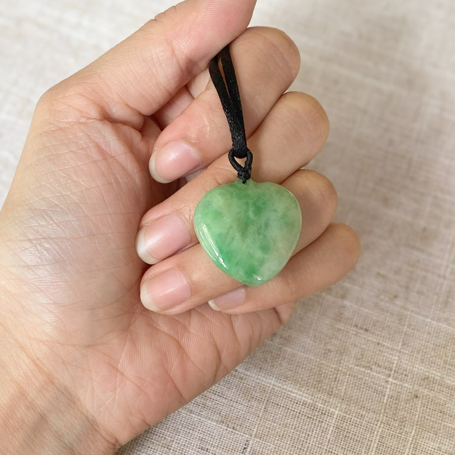 Natural Type-A Apple Green Jade Heart Shape Pendant Necklace