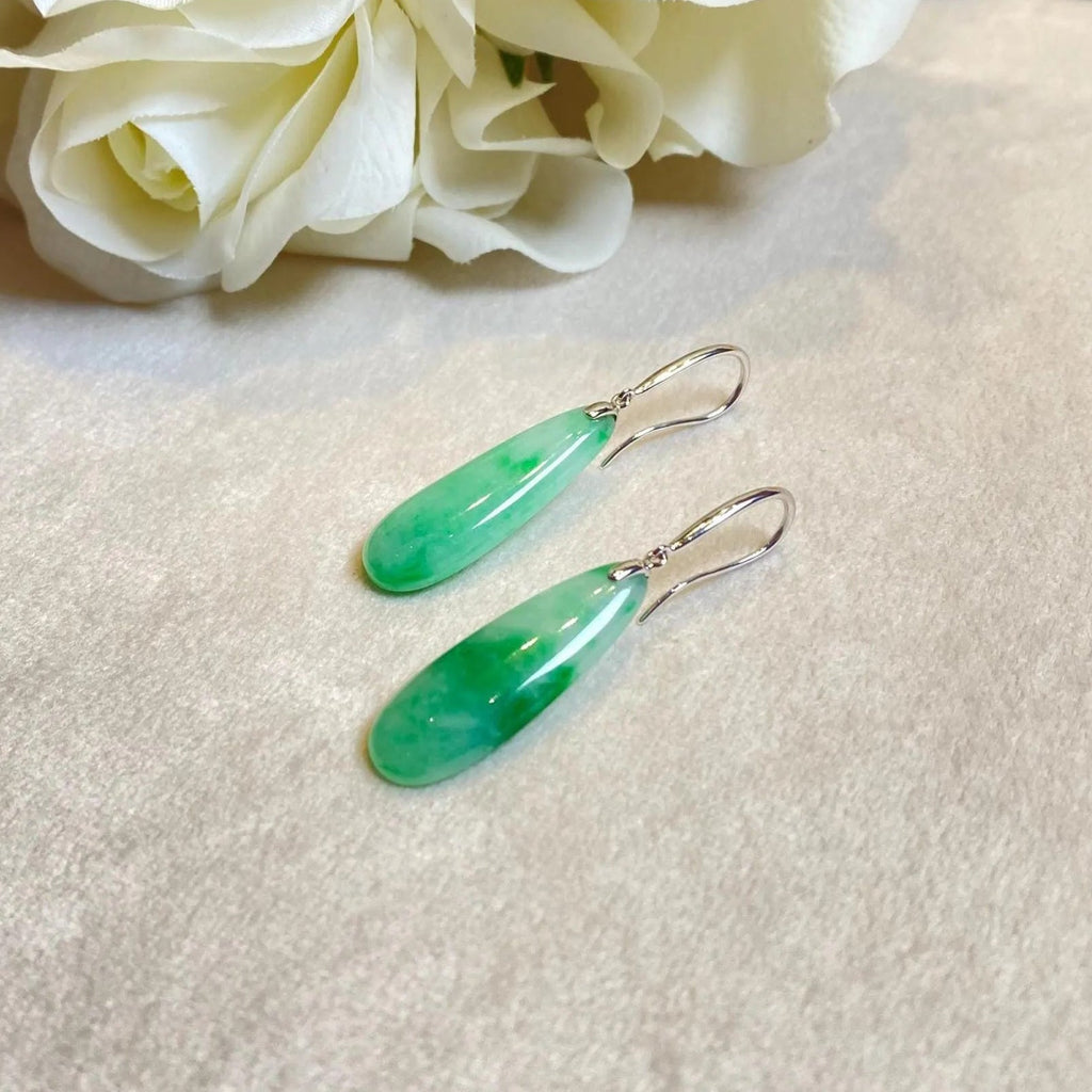 Apple Green Pear-Shaped Drop Jade Earrings in 18k White Gold