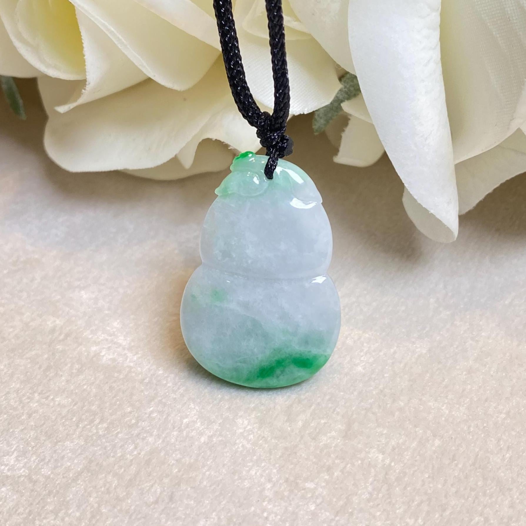 29mm Green Jade Hulu Pendant – Natural Type-A Jadeite