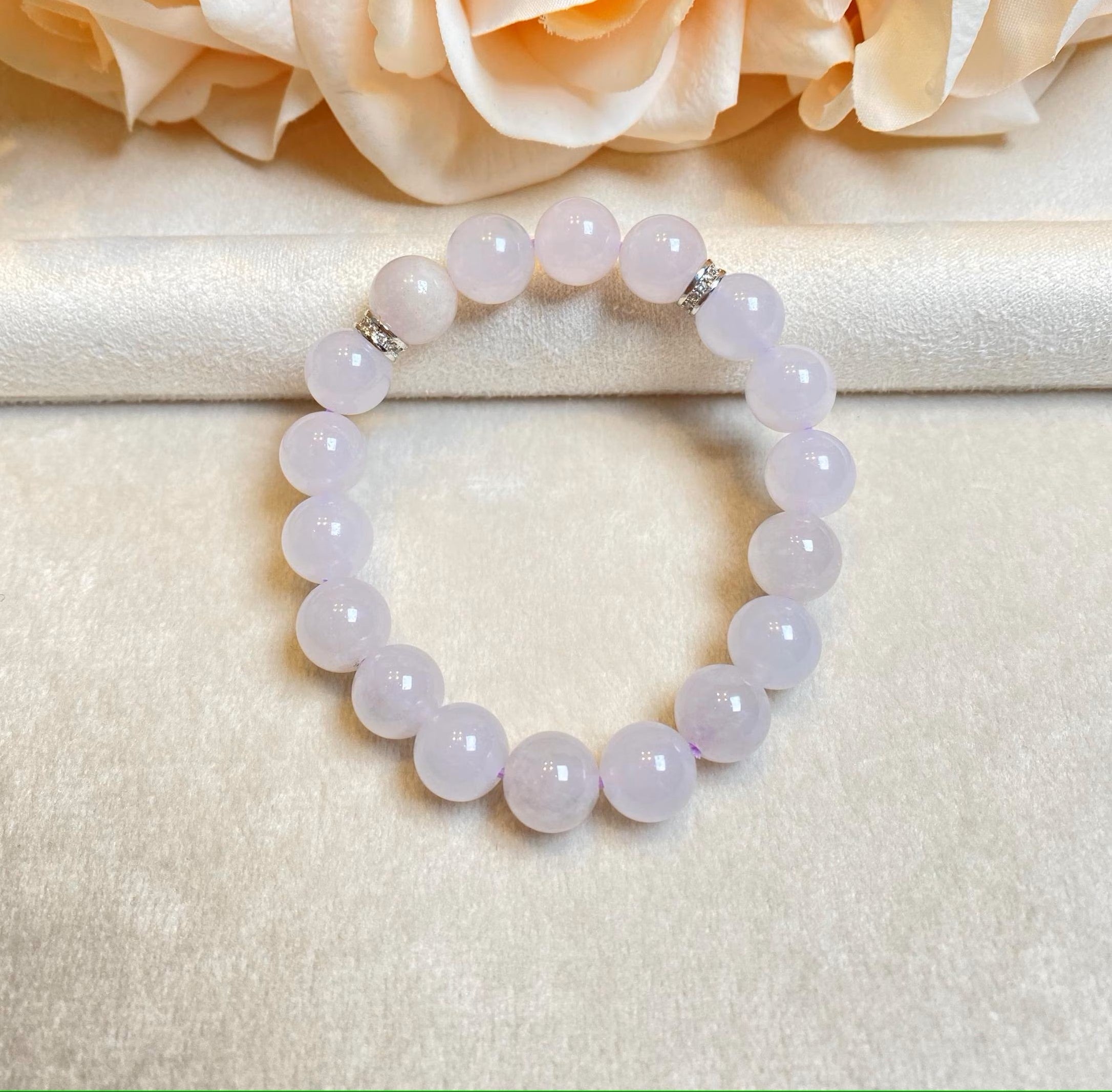 Stunning White Jadeite Beaded Bracelet – 9.5mm Translucent Jade Beads with Gold-Plated Diamond Partitions, 17cm Length