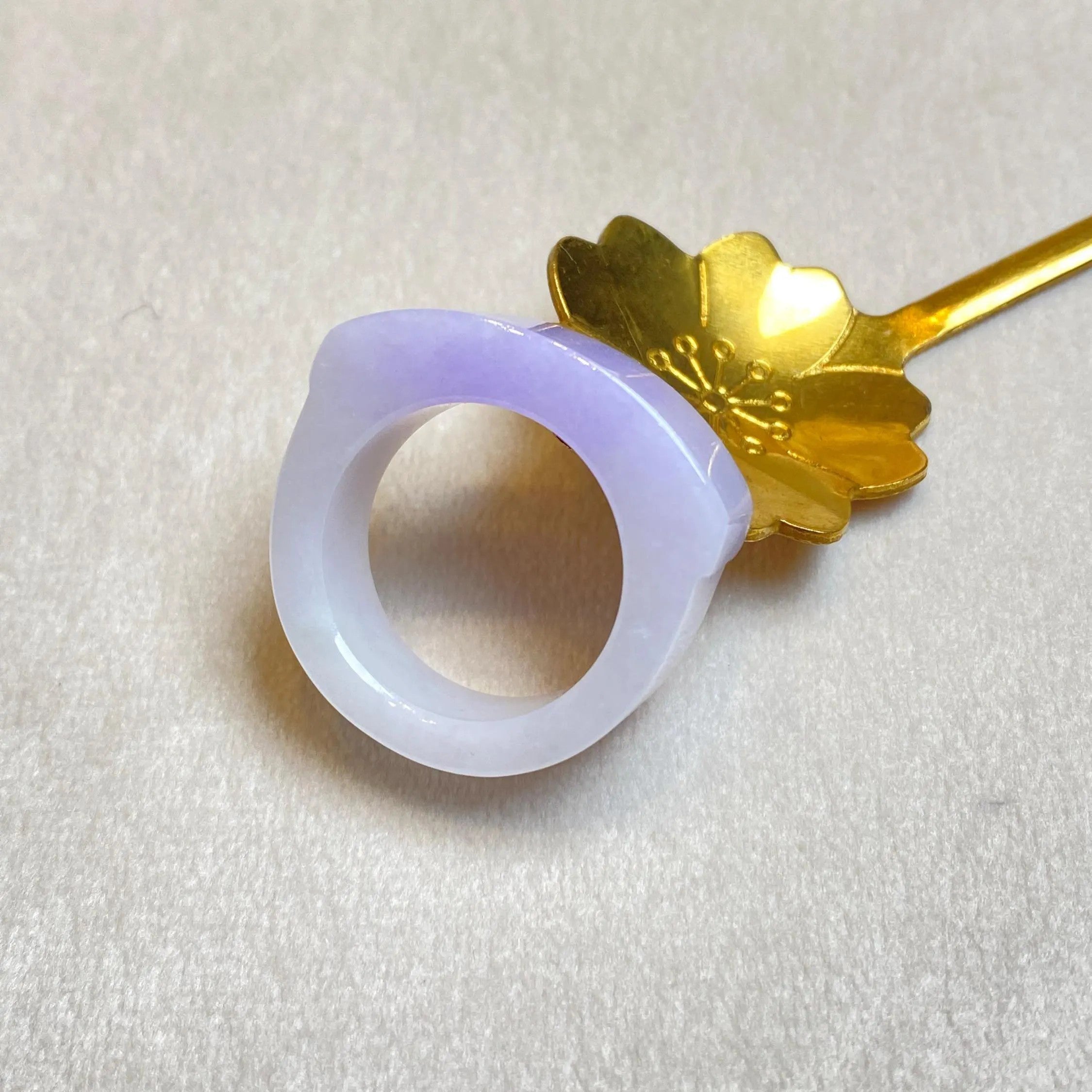 US 9.25 Bright Purple Jade Saddle Ring – Smooth Color Transition, Handcrafted Luxury