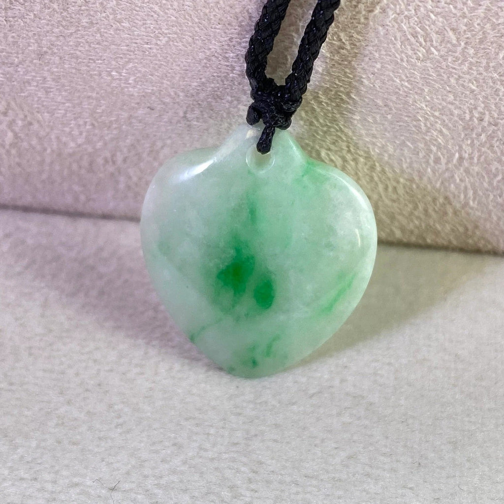 Dainty Heart Shape Green Jade Pendant Necklace