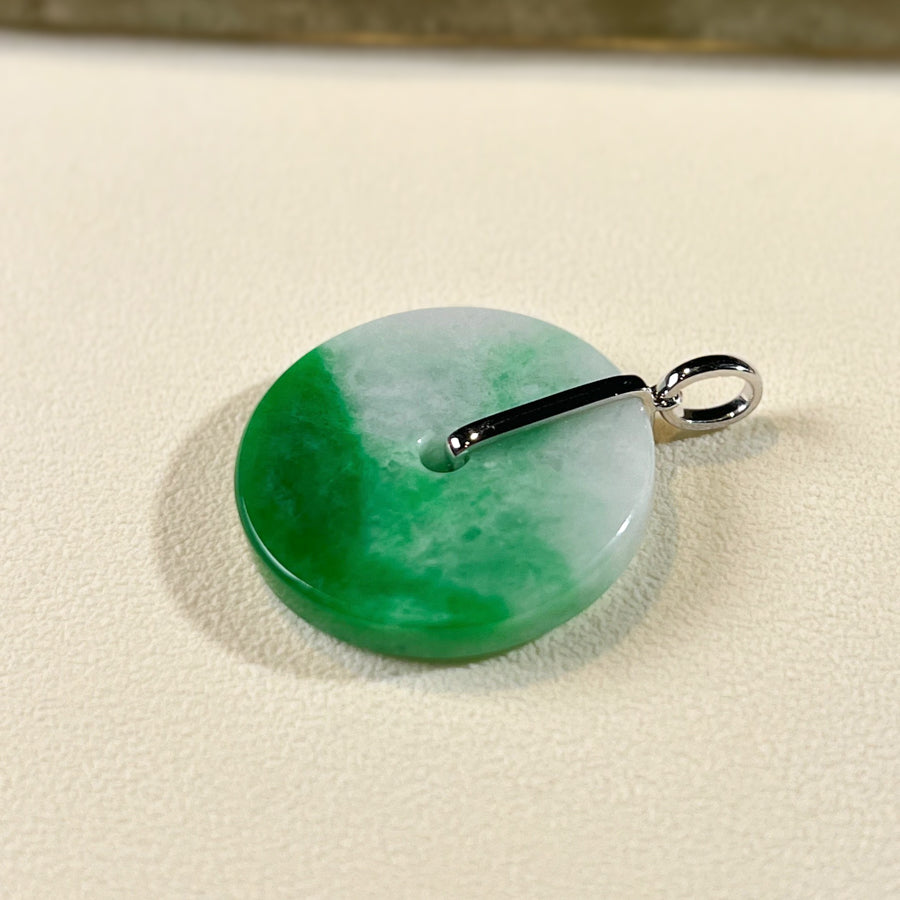 Cute Green Jade Disc Donut Pendant 18k White Gold Bail