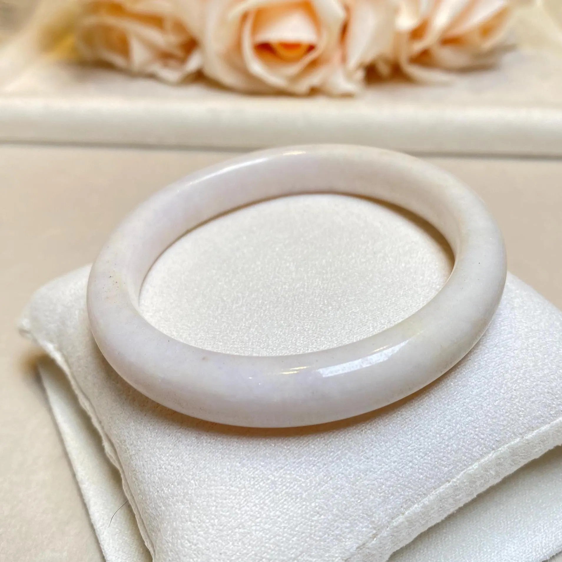 56.5-58.0mm Natural Jadeite Real Jade Round Bangle Bracelet