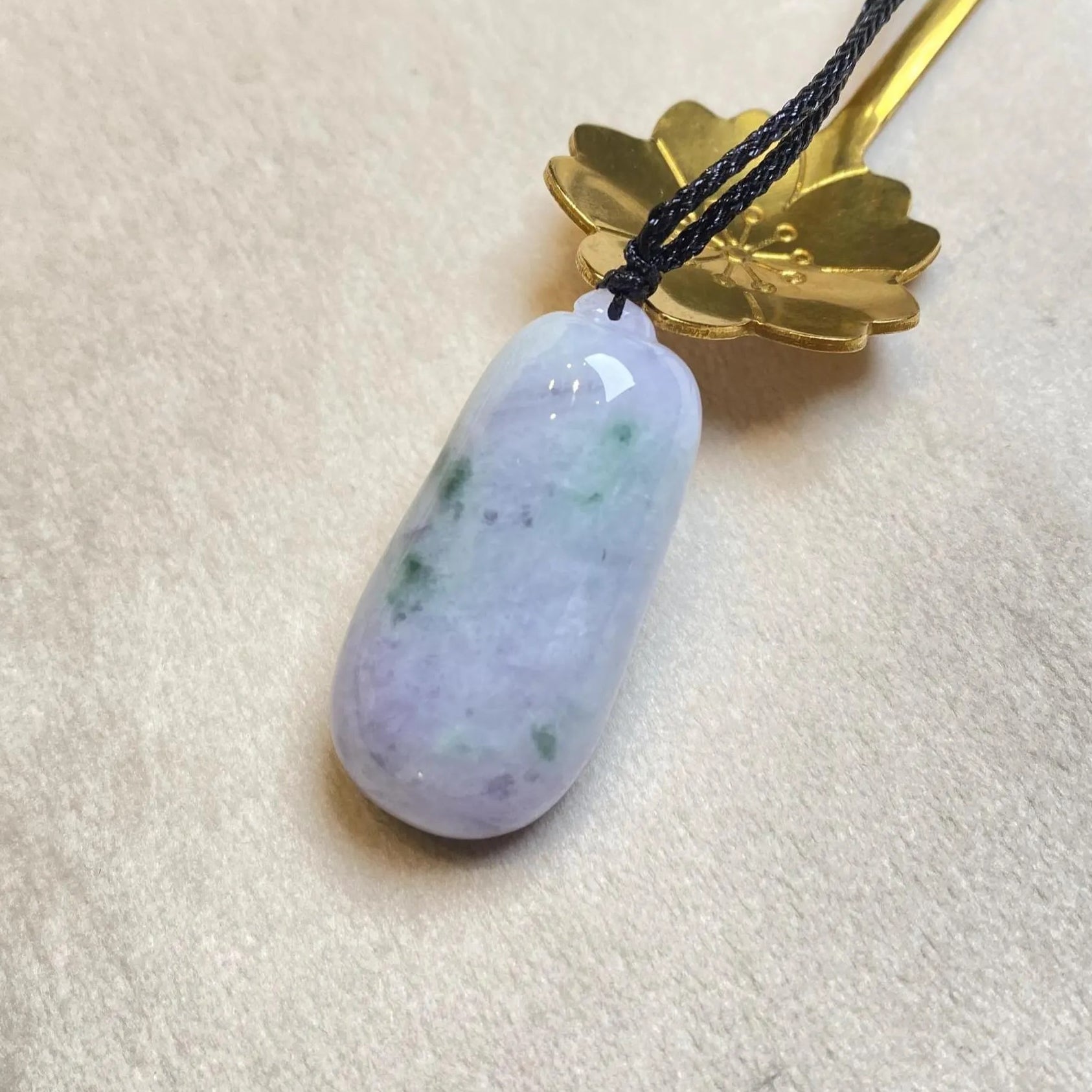 Two-Tone Green & Purple Melon-Shaped Jadeite Pendant Necklace