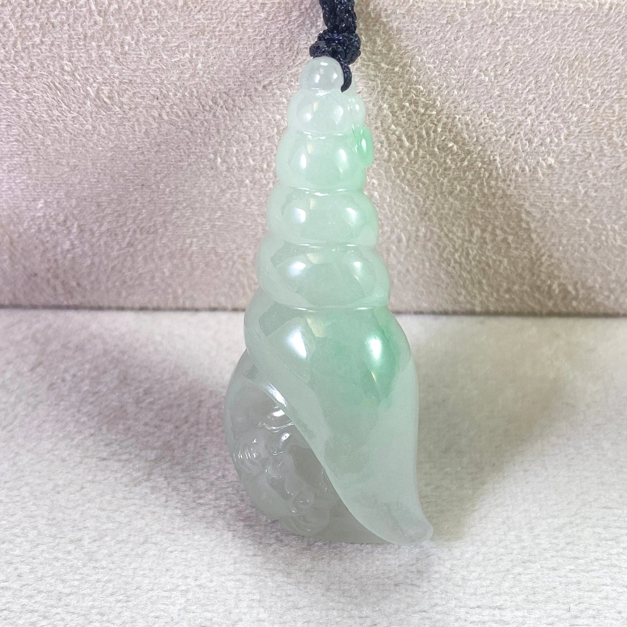 Handcrafted Lime Green Jade Seashell Pendant – Adjustable Black Cord, Harmony & Tranquility