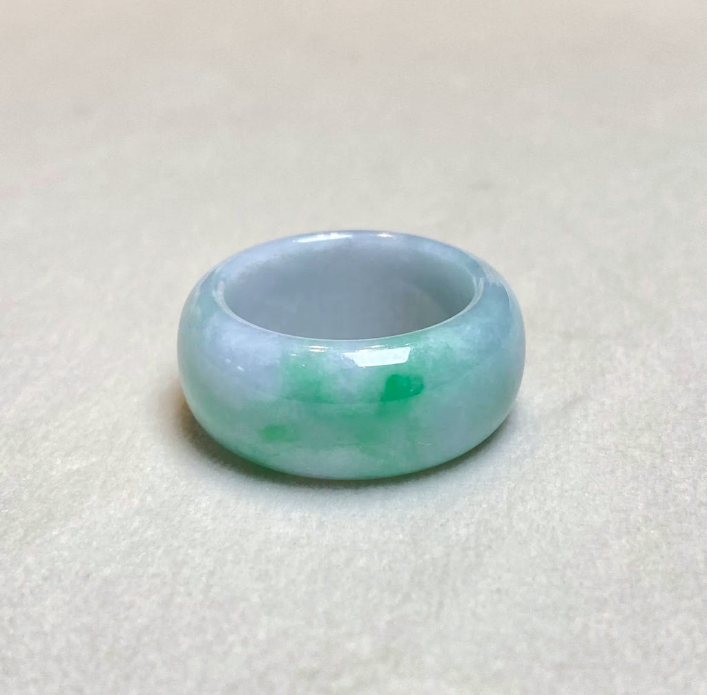 Green Jade Ring Band - Size US 9, Bright Green, Minimalist Elegance