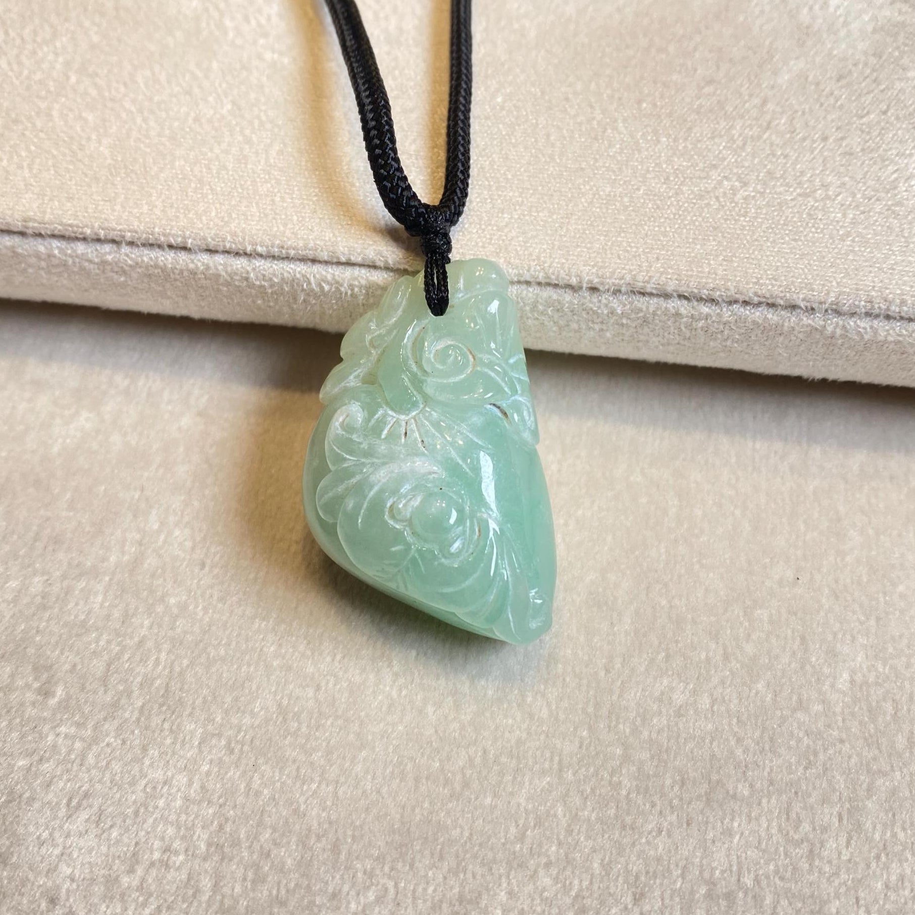 Gransky Handmade Jadeite Lime Green Peach Jade Pendant Necklace