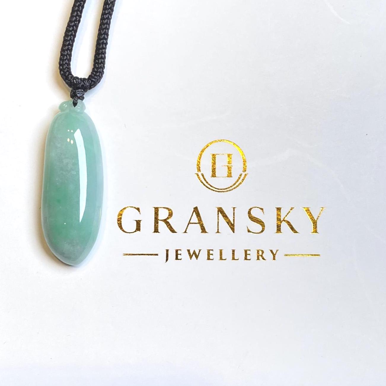 Handmade Carving Melon Shape Sweet Green Jade Pendant Necklace