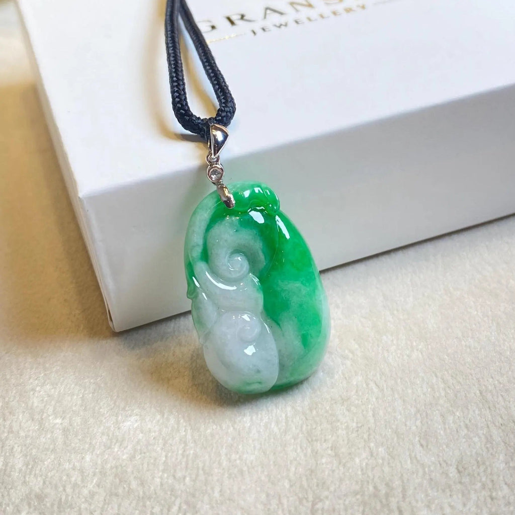 18K White Gold Ruyi Jade Pendant – Natural Burmese Jadeite & Diamonds