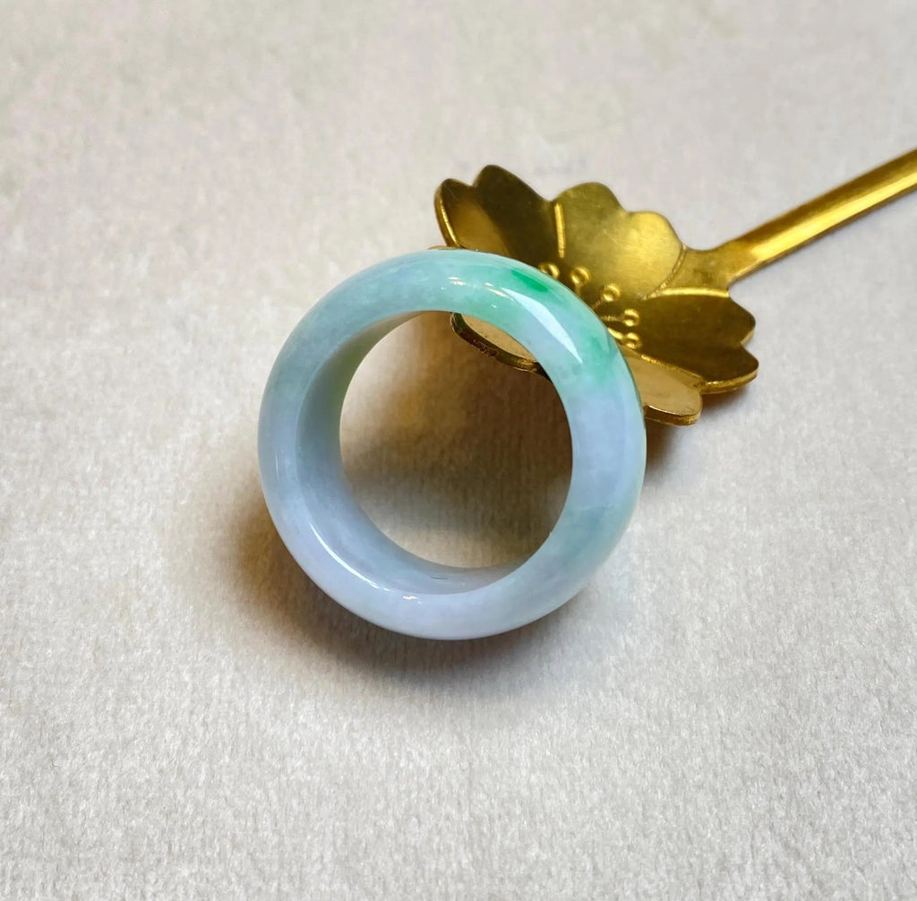 Green Jade Ring Band - Size US 9, Bright Green, Minimalist Elegance