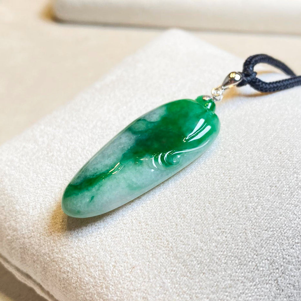 Handmade Carving Melon Shape Jade Pendant Necklace - 18k White Gold Bail & Diamond
