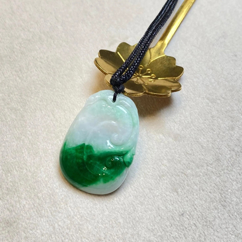 Ruyi Green Jade Pendant – Natural Burmese Jadeite