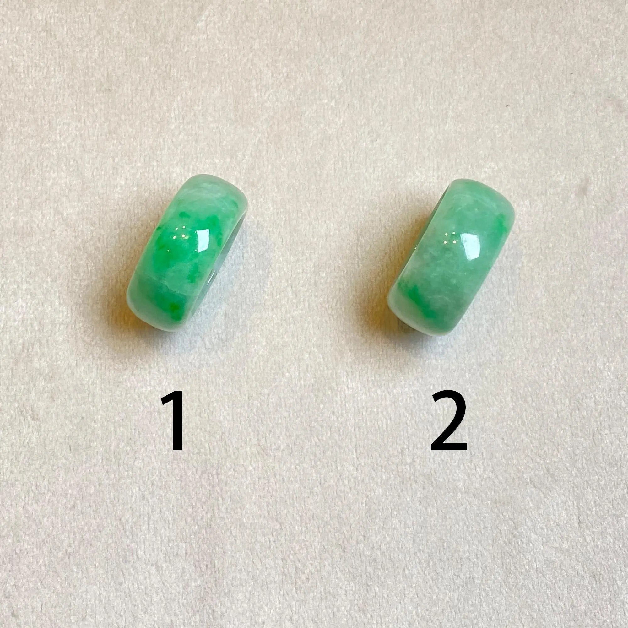 US9.25 Gransky Untreated Smooth Green Band Jade Ring