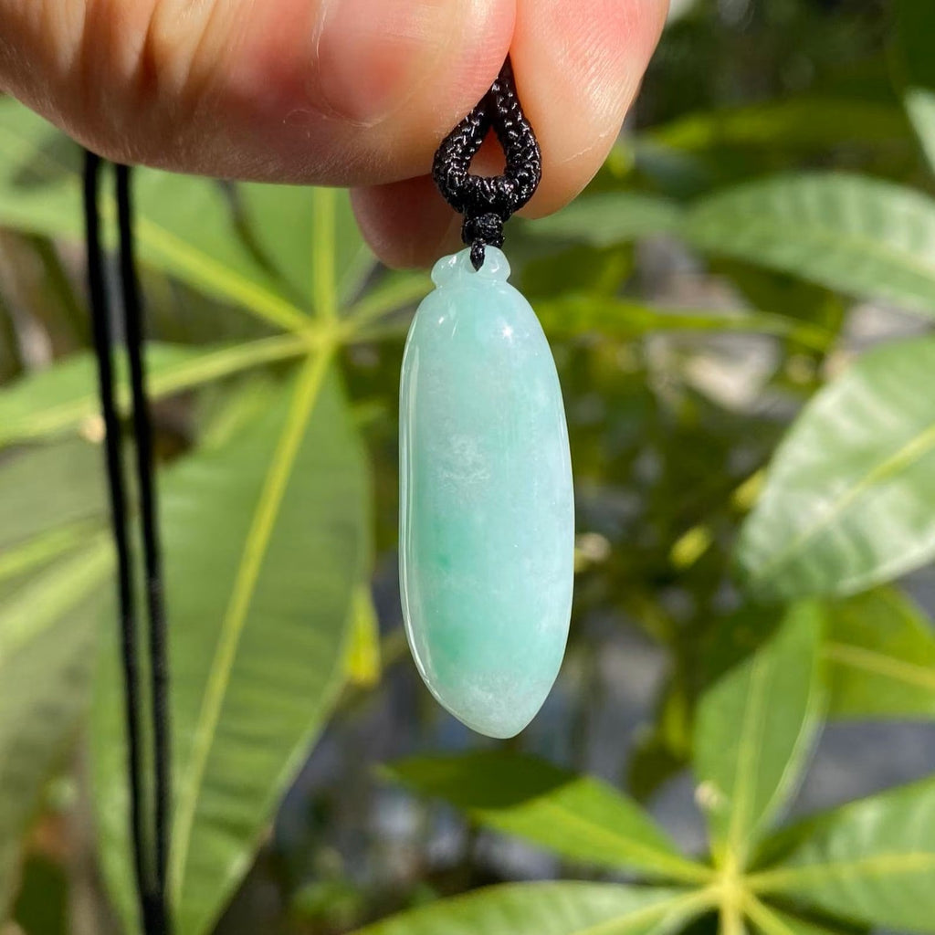 Handmade Carving Melon Shape Sweet Green Jade Pendant Necklace