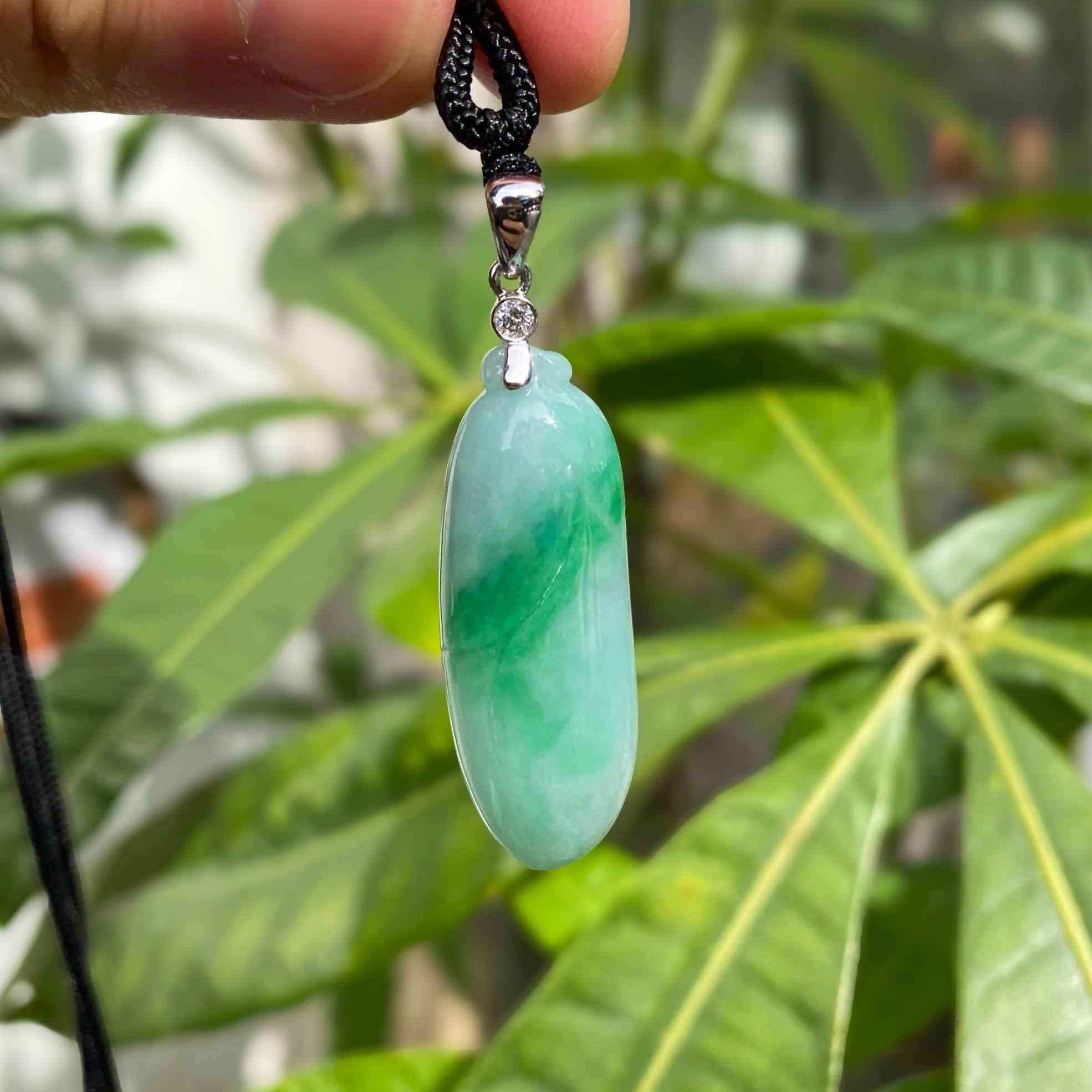 Gransky Handmade Melon Shape Green Jade Pendant 18k White Gold Bail Diamond