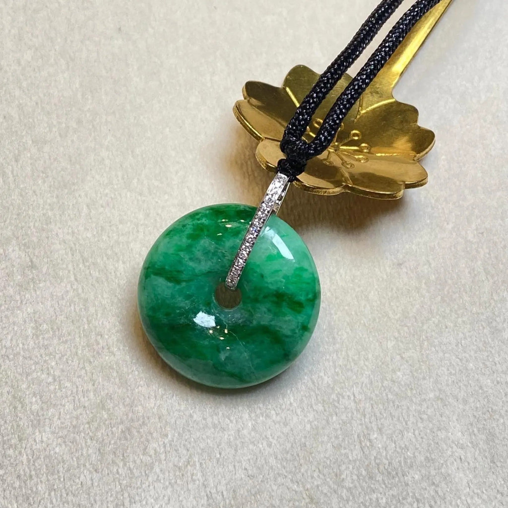 24mm Imperial Green Jade Donut Pendant – 18K White Gold & Diamonds
