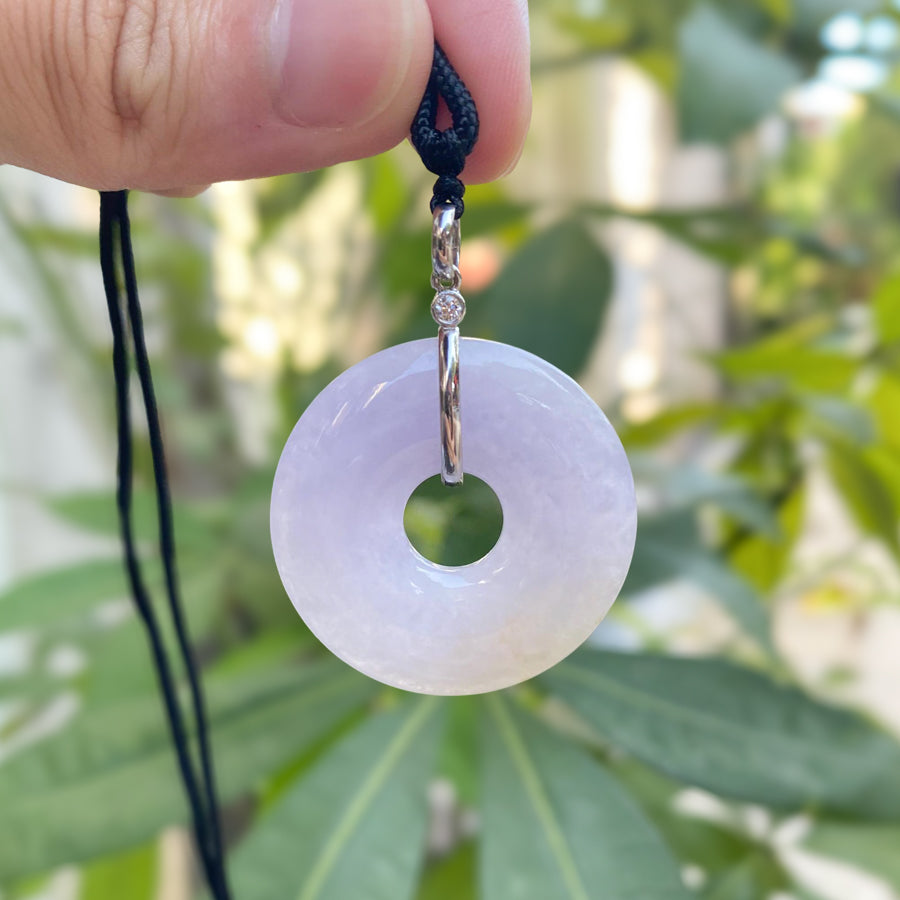 Round Purple Jadeite Disc Pendant in 18K White Gold with Diamonds