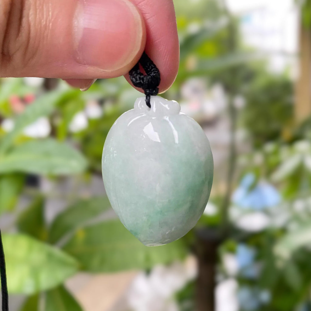 Green Peach-Shaped Carved Jadeite Pendant Necklace